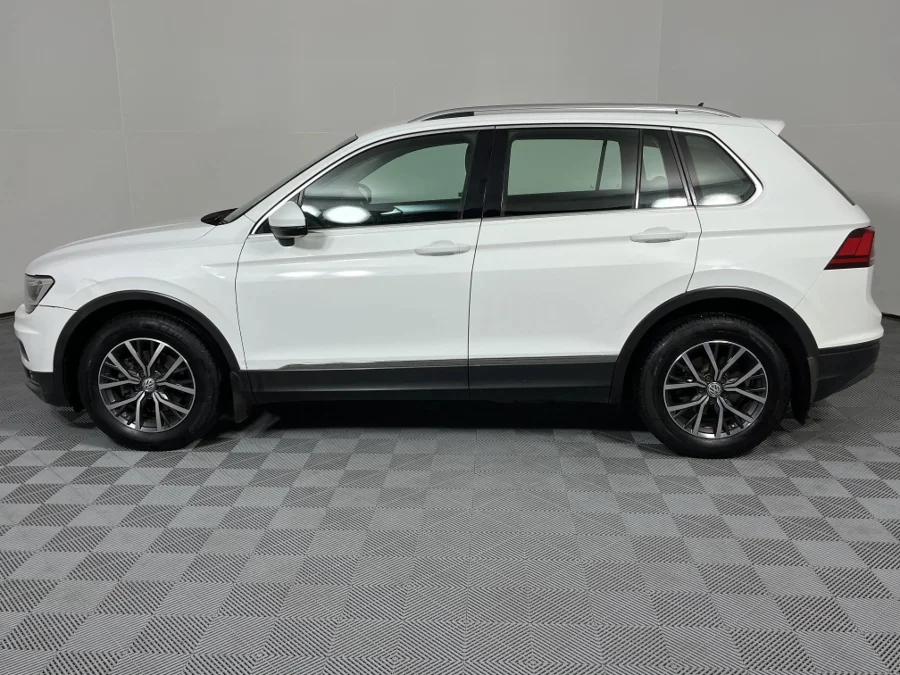 Used 2018 Volkswagen Tiguan 1.4TSI Comfortline R-Line - WeBuyCars Montana