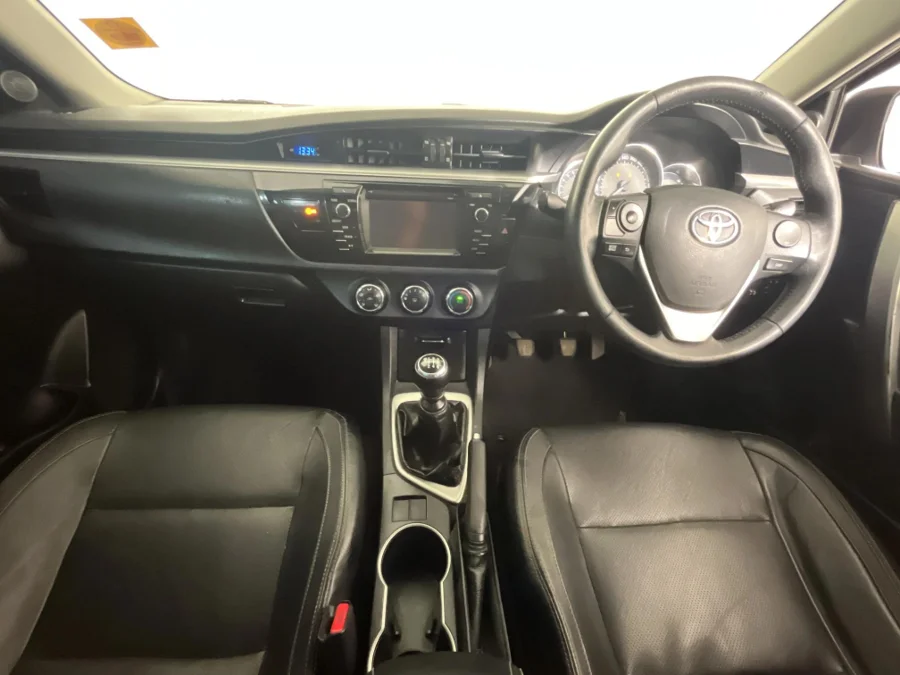 Used 2015 Toyota Corolla 1.6 Prestige - WeBuyCars Riverhorse