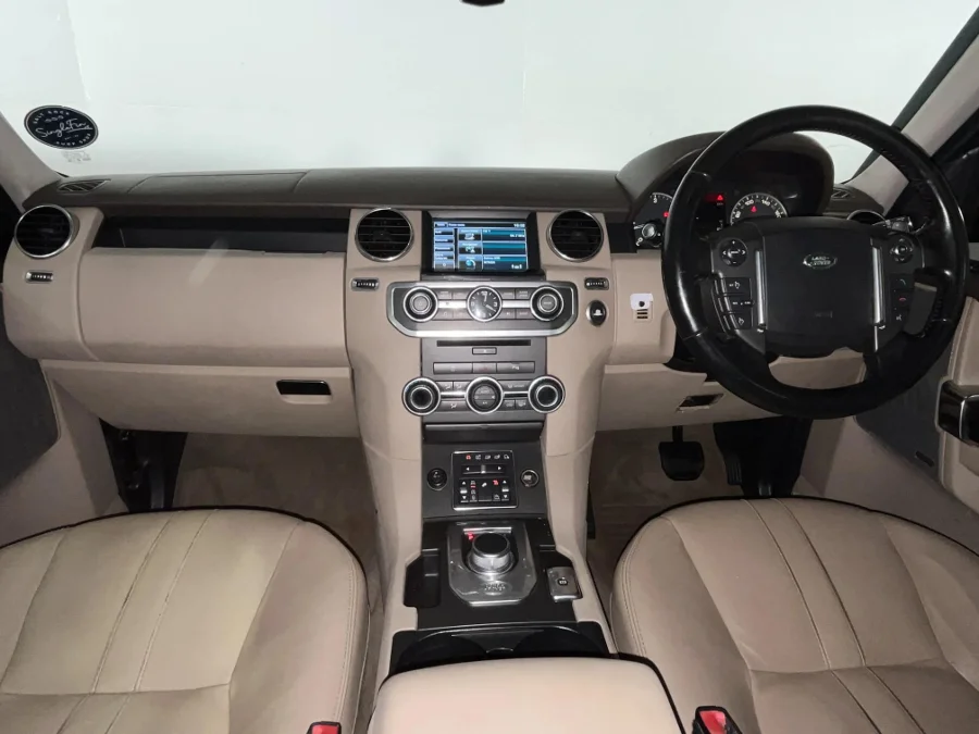 Used 2014 Land Rover Discovery SDV6 SE - WeBuyCars Durban