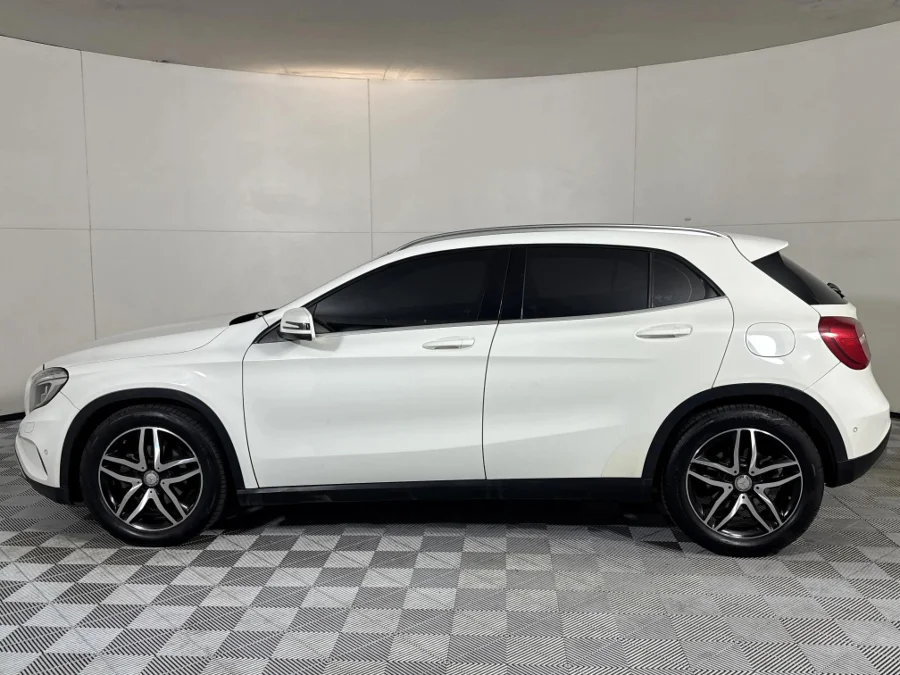 Used 2015 Mercedes-Benz GLA 220d 4Matic Style - WeBuyCars Midstream