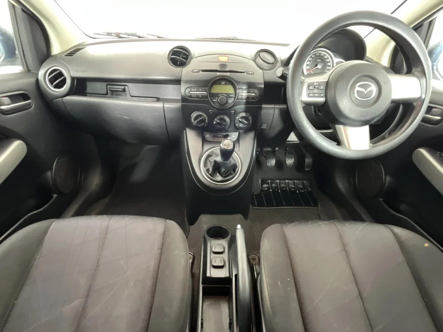Used 2012 Mazda Mazda2 hatch 1.3 Dynamic - WeBuyCars Richmond