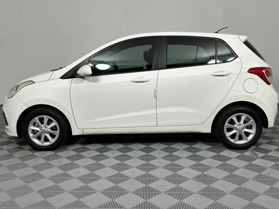 Used 2015 Hyundai Grand i10 1.25 Fluid auto - WeBuyCars Richmond