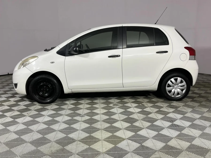 Used 2009 Toyota Yaris 1.0 5-door T1 (aircon+CD) - WeBuyCars Lansdowne