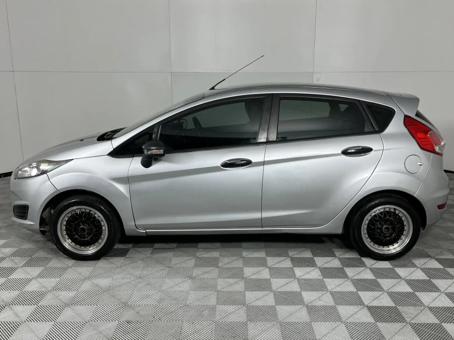 Used 2014 Ford Fiesta 5-door 1.4 Ambiente - WeBuycars East London
