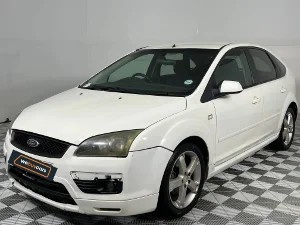 Used 2006 Ford Focus 1.6 5-door Si