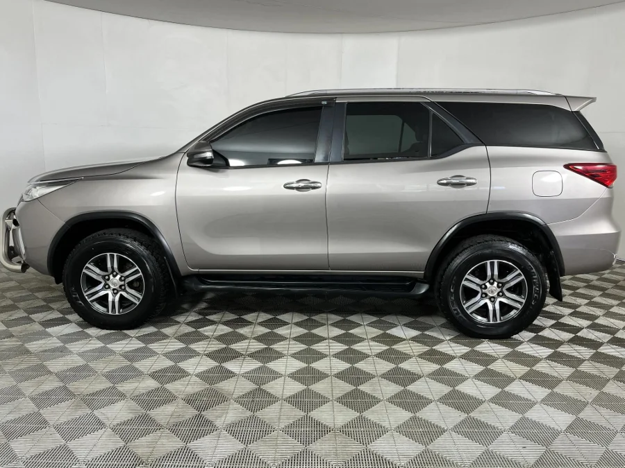 Used 2016 Toyota Fortuner 2.7 auto - WeBuyCars George