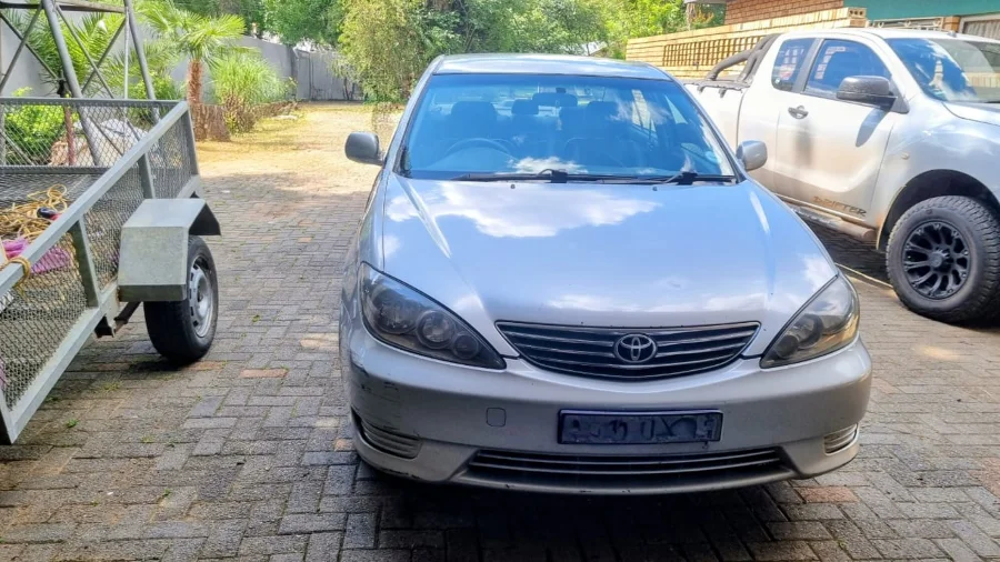 New 2005 Toyota Camry 2.4 XLi automatic - Private Seller