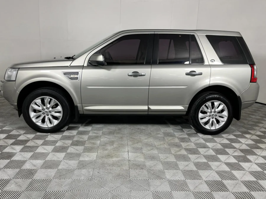 Used 2011 Land Rover Freelander 2 SD4 SE - WeBuyCars The Dome
