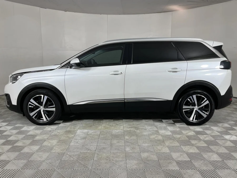 Used 2021 Peugeot 5008 1.6T Allure - WeBuyCars The Dome