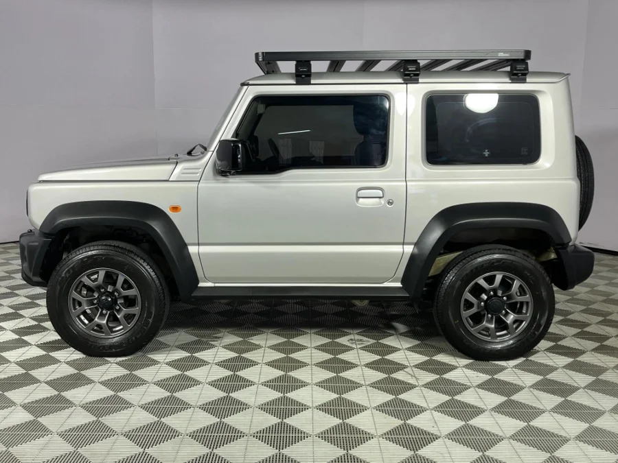 Used 2022 Suzuki Jimny 1.5 GLX AllGrip 3-door manual - WeBuyCars Durban