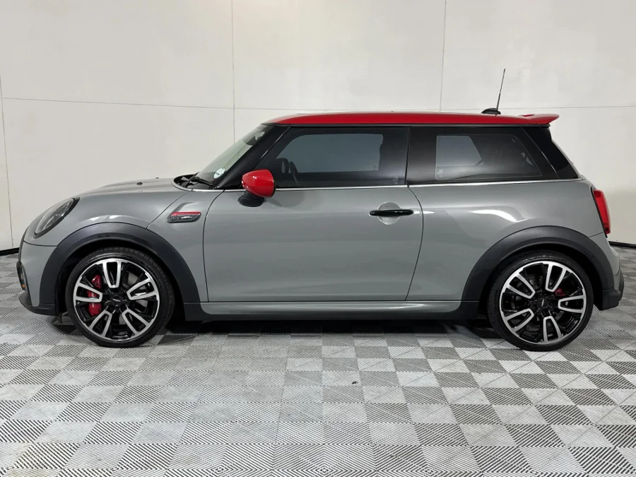 Used 2022 MINI Hatch John Cooper Works Hatch 3-door - WeBuyCars Midstream