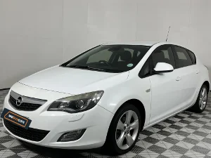 Used 2011 Opel Astra hatch 1.4 Turbo Enjoy Plus