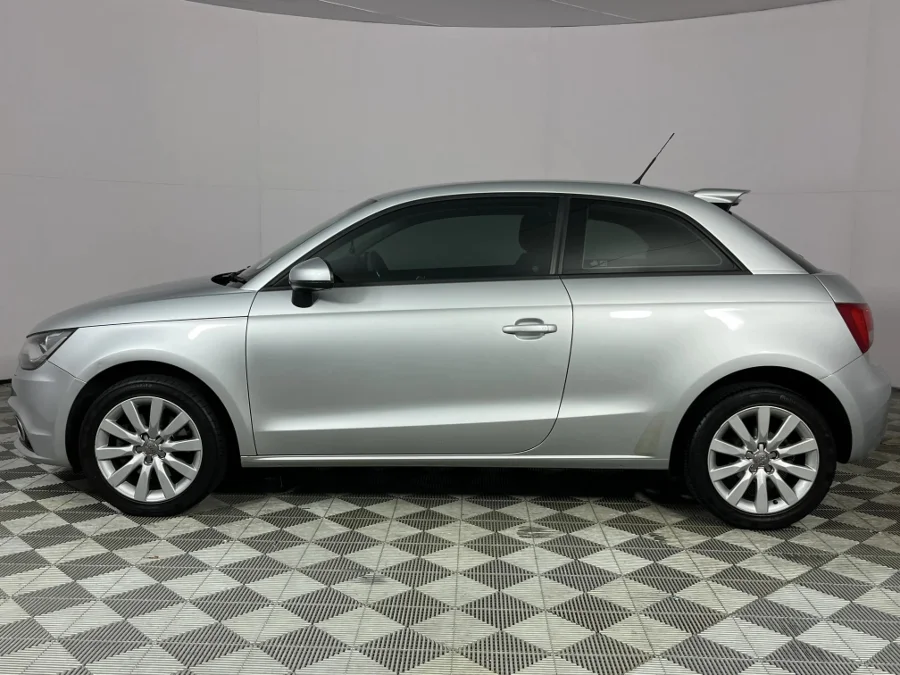 Used 2011 Audi A1 1.4TFSI SE R18 Le Mans Limited Edition - WeBuyCars Lansdowne Used 2011 Audi A1 1.4TFSI SE R18 Le Mans Limited Edition - WeBuyCars Lansdowne
