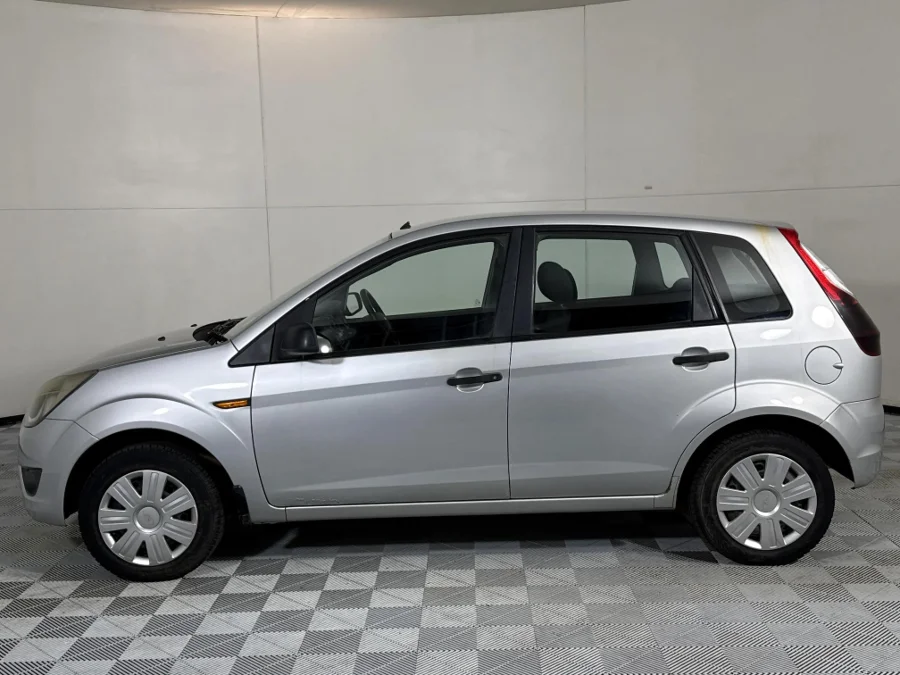 Used 2011 Ford Figo 1.4TDCi Ambiente - WeBuyCars Midstream