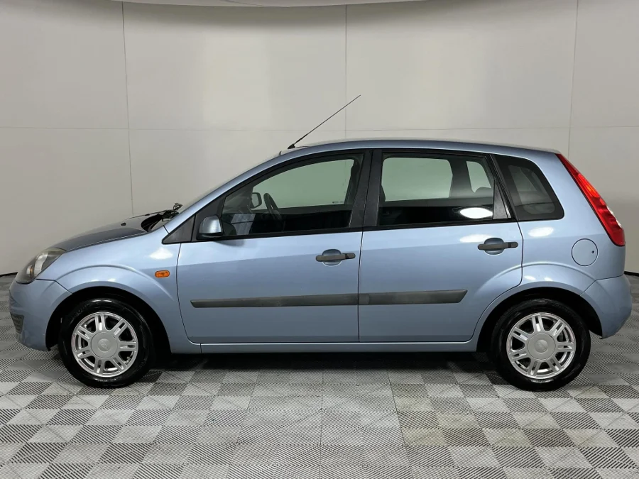 Used 2007 Ford Fiesta 1.6i 5-door Ambiente auto - WeBuyCars Mbombela
