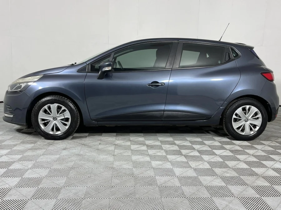 Used 2017 Renault Clio 66kW turbo Authentique - WeBuyCars Pietermaritzburg