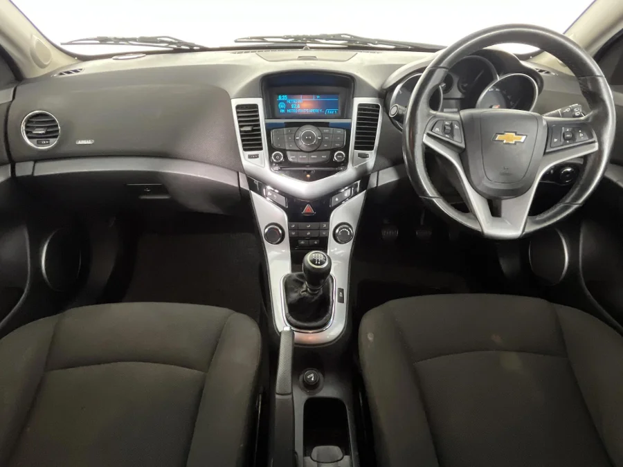 Used 2012 Chevrolet Cruze sedan 1.6 LS - WeBuyCars The Dome