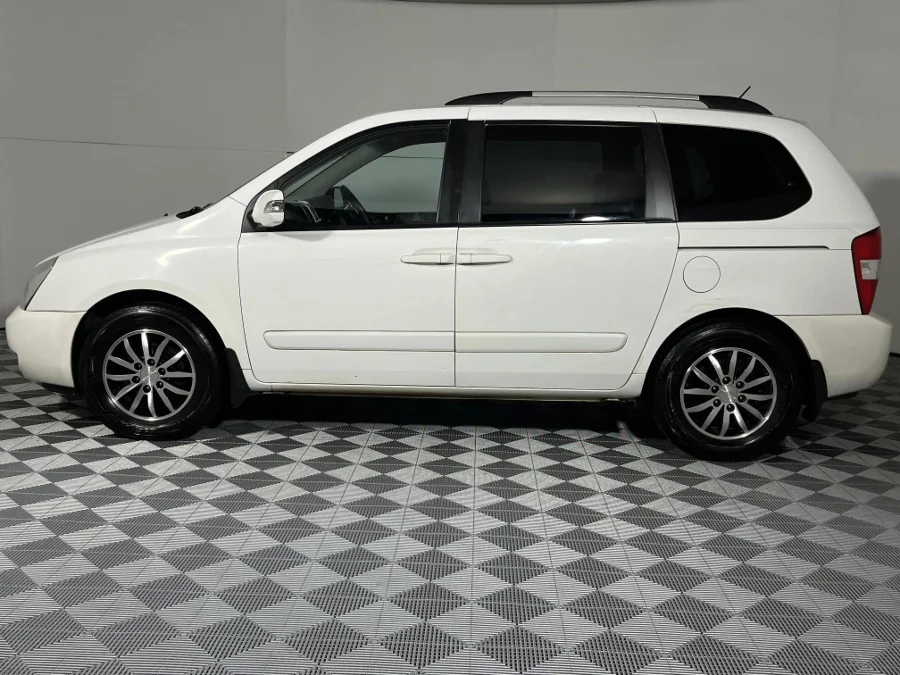 Used 2013 Kia Sedona 2.9CRDi EX automatic - WeBuyCars Germiston