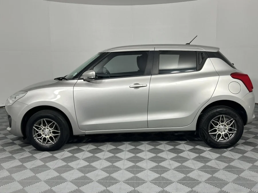 Used 2019 Suzuki Swift 1.2 GL manual - WeBuyCars Lansdowne