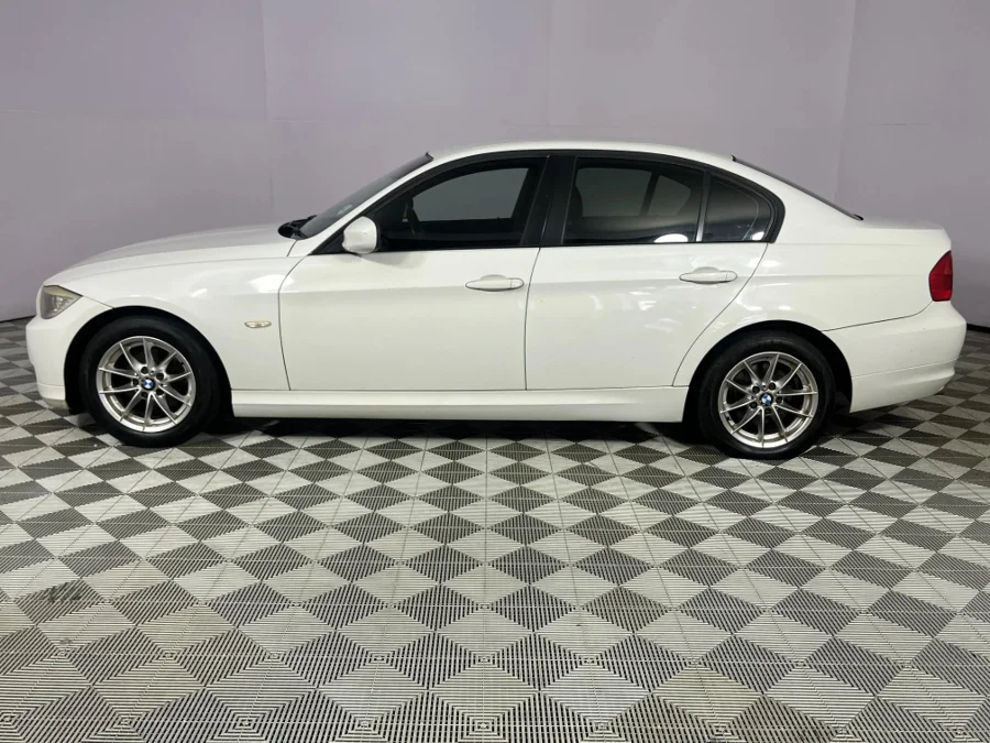 Used 2010 BMW 3 Series 320i Innovations - WeBuyCars Durban