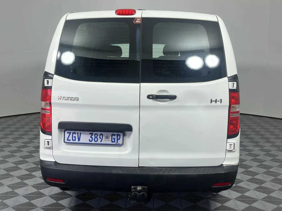 Used 2010 Hyundai H-1 2.4 panel van GL - WeBuyCars Montana