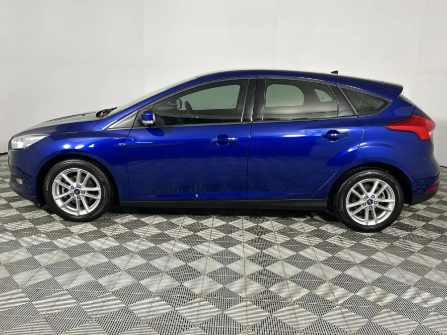 Used 2015 Ford Focus hatch 1.0T Trend - WeBuyCars Lansdowne