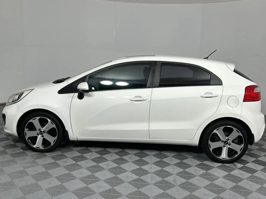 Used 2013 Kia Rio hatch 1.4 Tec - WeBuyCars Lansdowne