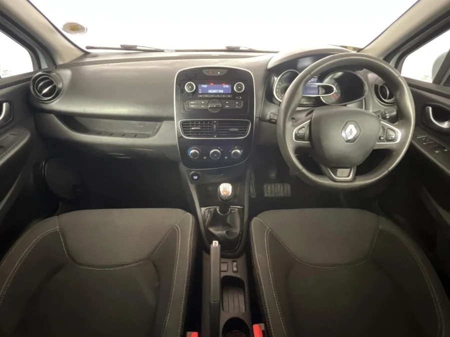 Used 2017 Renault Clio 66kW turbo Authentique - WeBuyCars Lansdowne