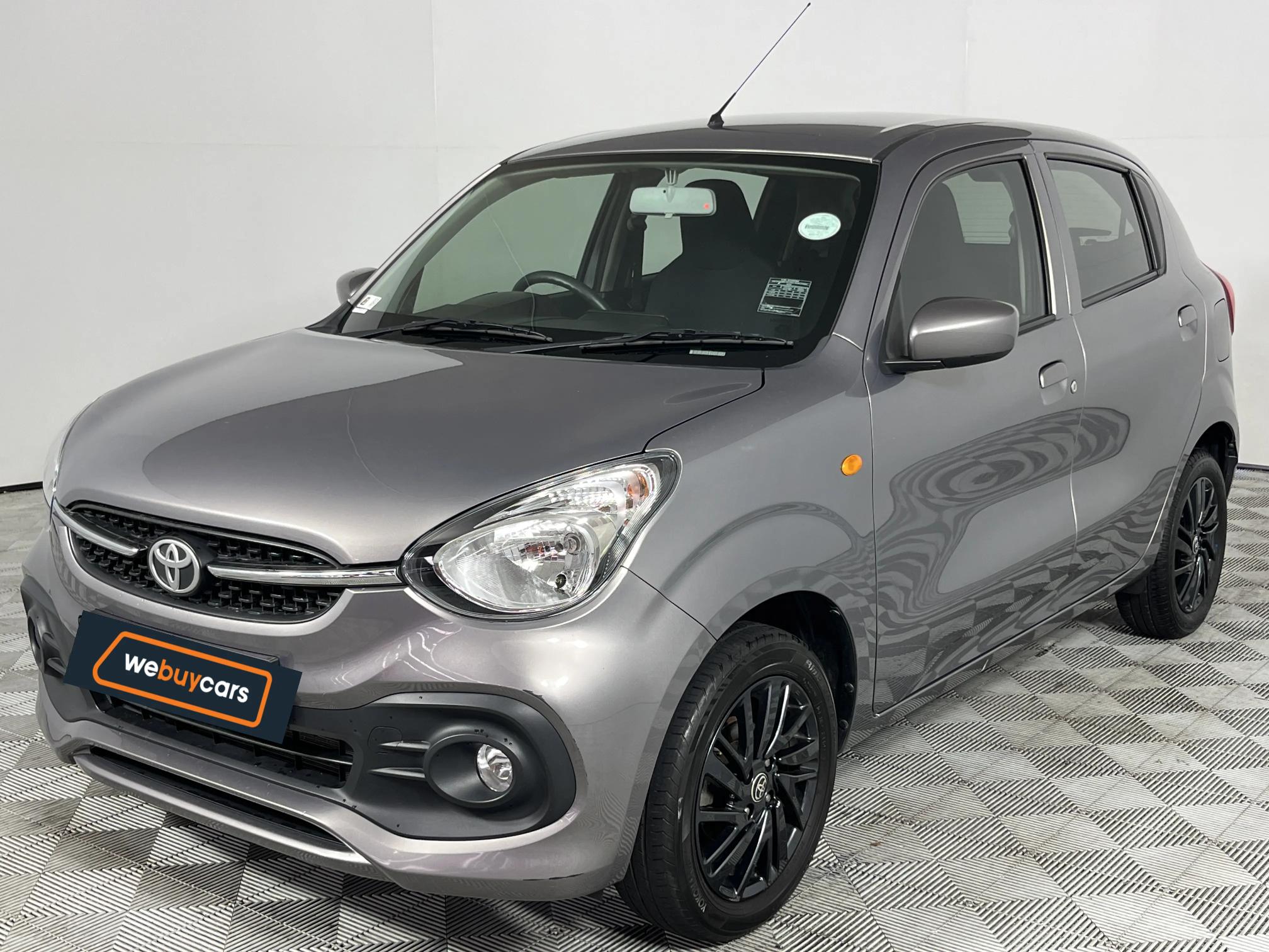 Used 2023 Toyota Vitz 1.0 XR auto