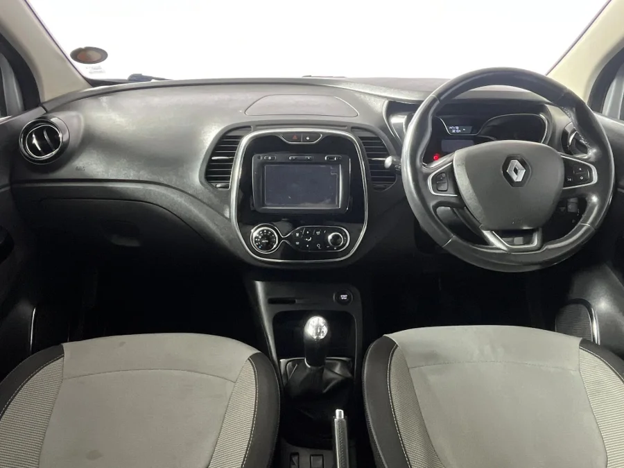 Used 2017 Renault Captur 66kW turbo Dynamique - WeBuyCars Rustenburg