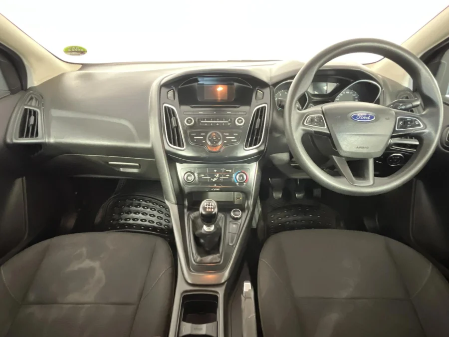 Used 2017 Ford Focus sedan 1.0T Ambiente - WeBuyCars George