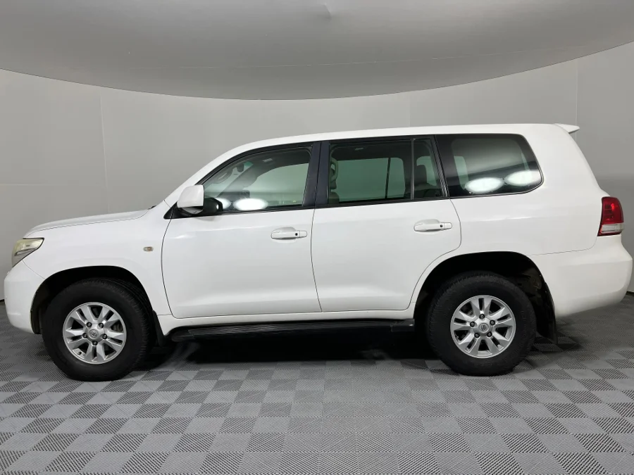 Used 2008 Toyota Land Cruiser 200 4.5D-4D VX - WeBuyCars Montana