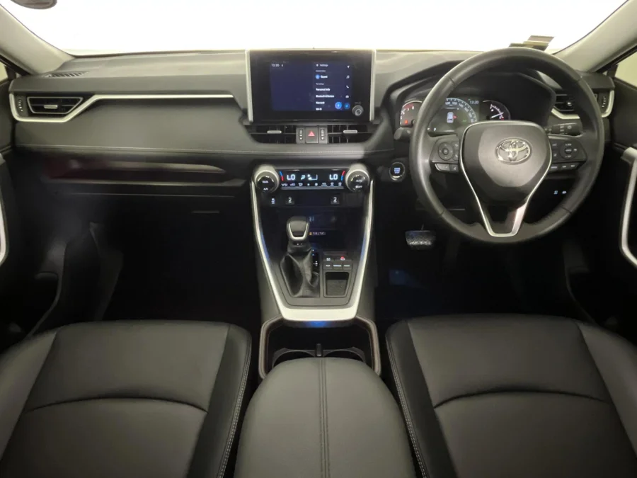 Used 2024 Toyota RAV4 2.0 VX - WeBuyCars Silverlakes