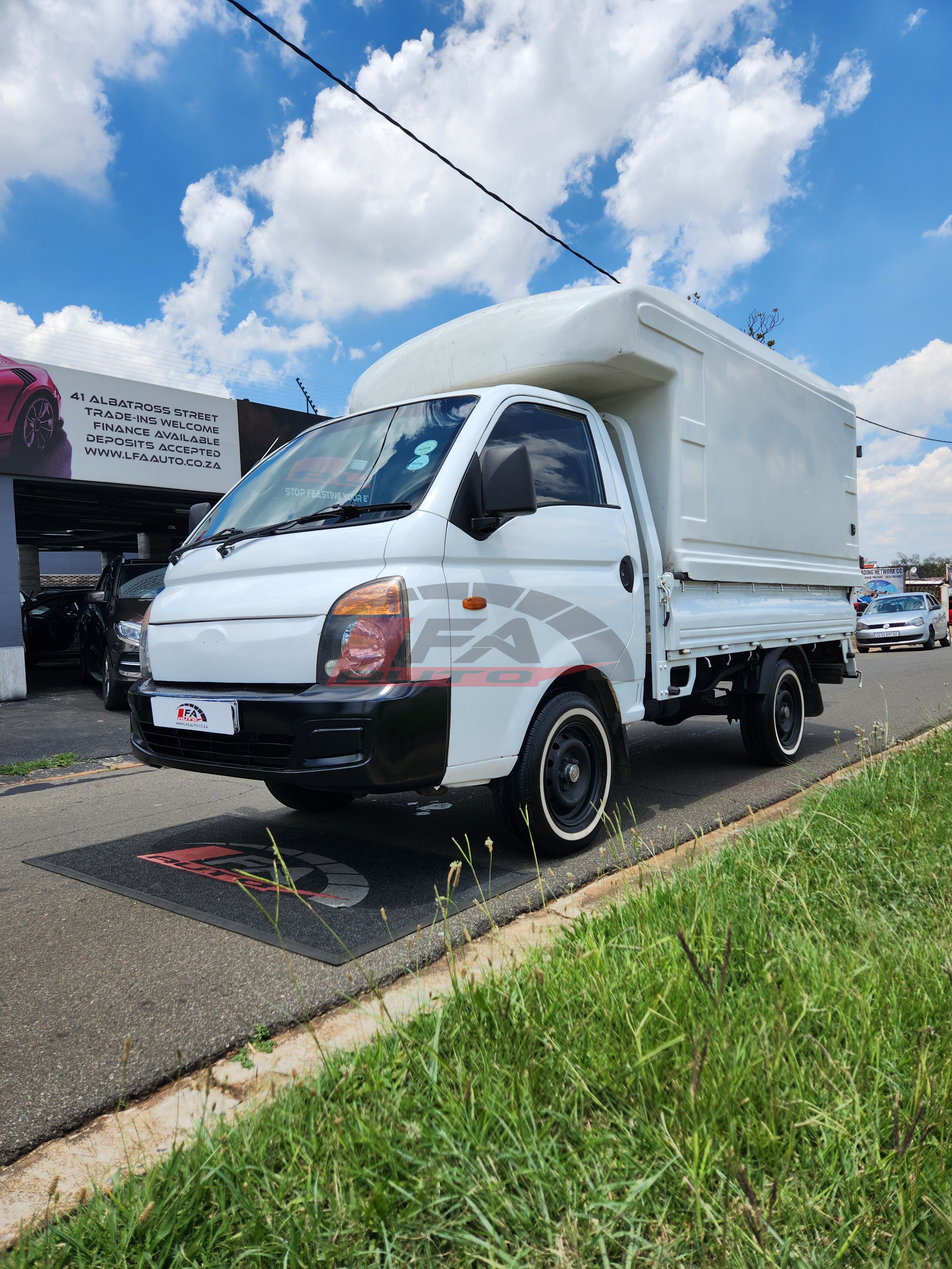 Used 2013 Hyundai H-100 Bakkie 2.6D chassis cab