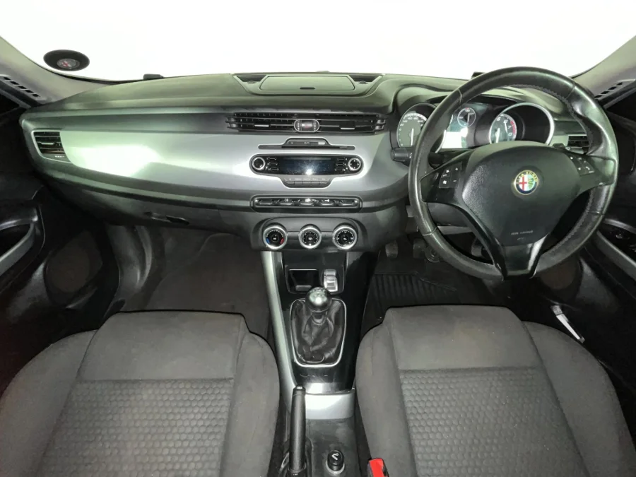 Used 2013 Alfa Romeo Giulietta 1.4TBi Progression - WeBuyCars Germiston