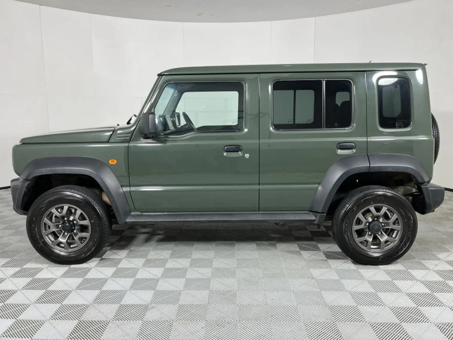 Used 2024 Suzuki Jimny 1.5 GL AllGrip 5-door manual - WeBuyCars Gqeberha
