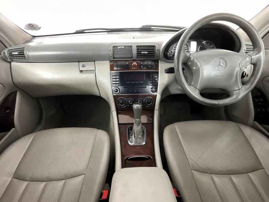 Used 2005 Mercedes-Benz C-Class C200 Kompressor Elegance Touchshift - WeBuycars East London
