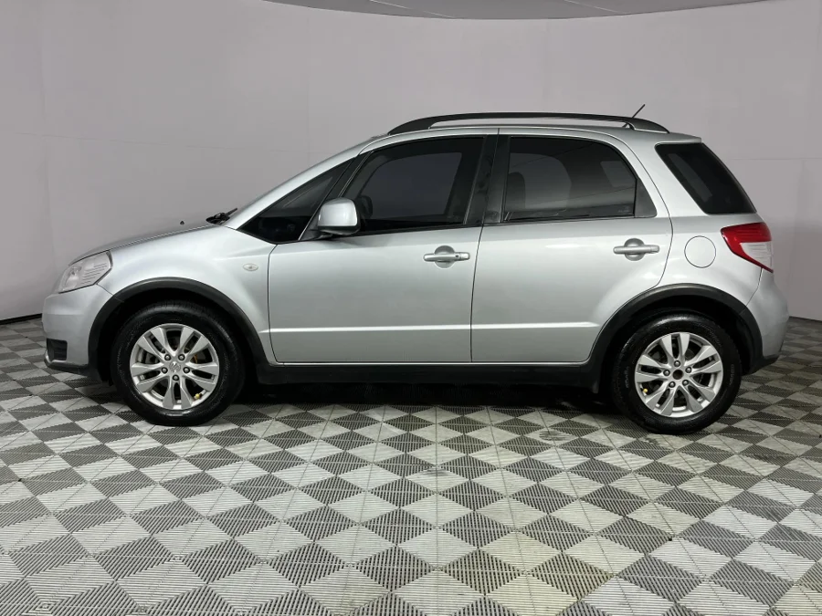 Used 2013 Suzuki SX4 2.0 - WeBuyCars Lansdowne