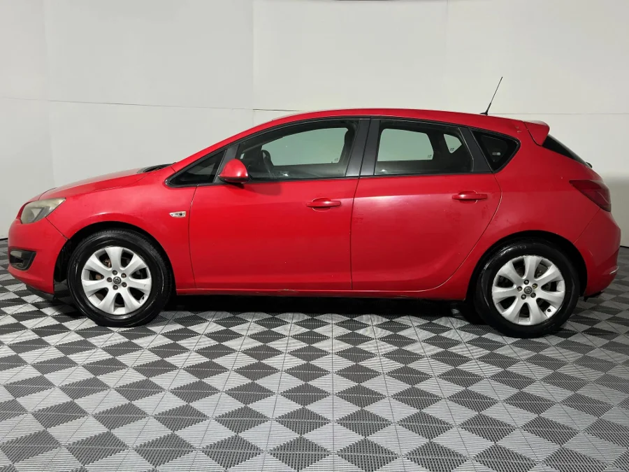 Used 2013 Opel Astra hatch 1.4 Turbo Enjoy - WeBuyCars Germiston