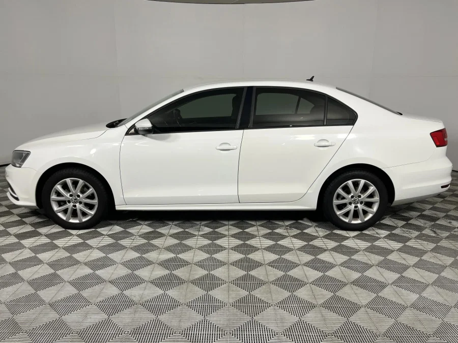 Used 2016 Volkswagen Jetta 1.6TDI Comfortline auto - WeBuyCars Lansdowne
