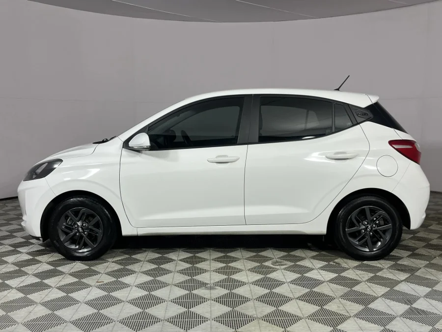 Used 2023 Hyundai Grand i10 1.0 Executive hatch - WeBuyCars Lansdowne