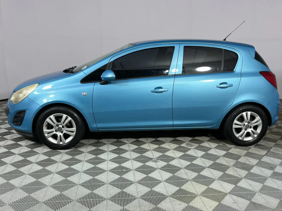 Used 2011 Opel Corsa 1.4 Essentia - WeBuyCars Lansdowne