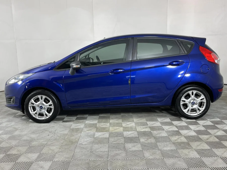 Used 2017 Ford Fiesta 5-door 1.0T Trend - WeBuyCars The Dome