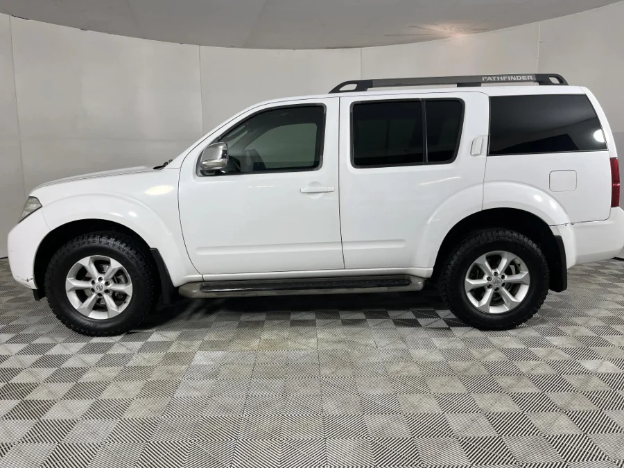 Used 2014 Nissan Pathfinder 2.5dCi LE - WeBuyCars The Dome Used 2014 Nissan Pathfinder 2.5dCi LE - WeBuyCars The Dome