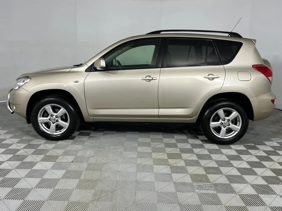 Used 2008 Toyota RAV4 2.0 VX auto - WeBuyCars Silverlakes