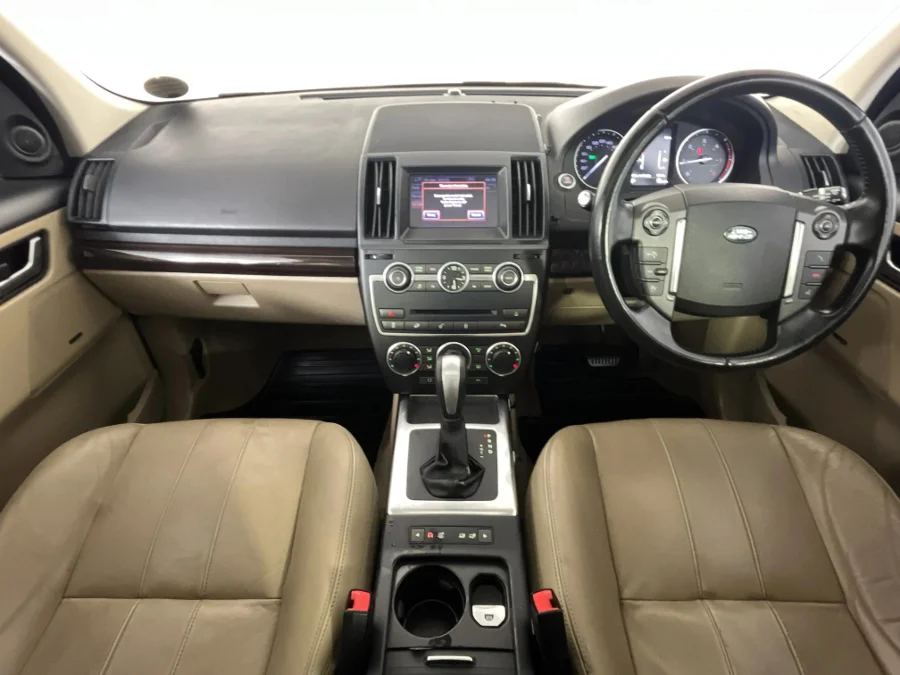 Used 2013 Land Rover Freelander 2 SD4 HSE - WeBuyCars The Dome