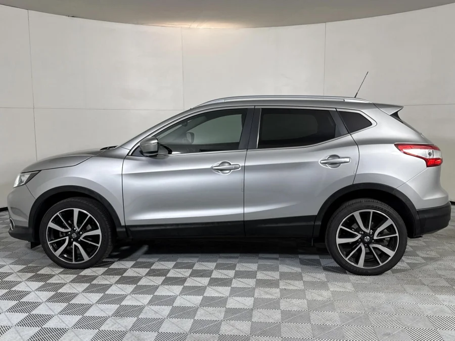 Used 2015 Nissan Qashqai 1.6dCi Acenta auto - WeBuyCars Midstream