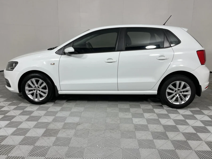 Used 2018 Volkswagen Polo Vivo hatch 1.4 Comfortline - WeBuyCars Gqeberha