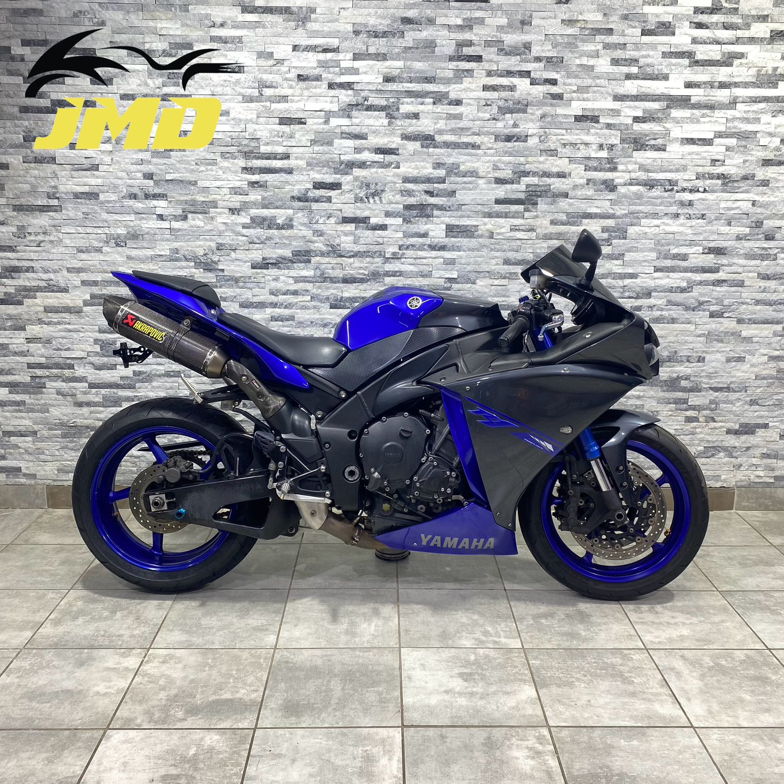 2014 YAMAHA YZF-R1