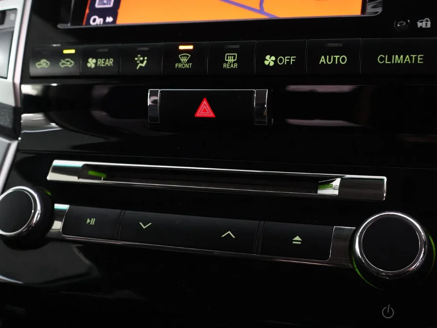 Used 2014 Toyota Land Cruiser 200 4.5D-4D V8 VX - SMG Toyota Cresta